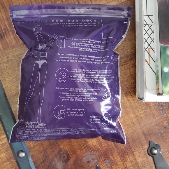 💛💚 Cia.Maritima One Piece Swimsuit 💚💛 - Picture 13 of 14